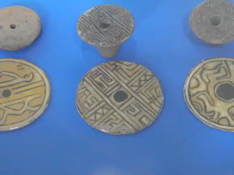 Disc, solar cross with different shape design